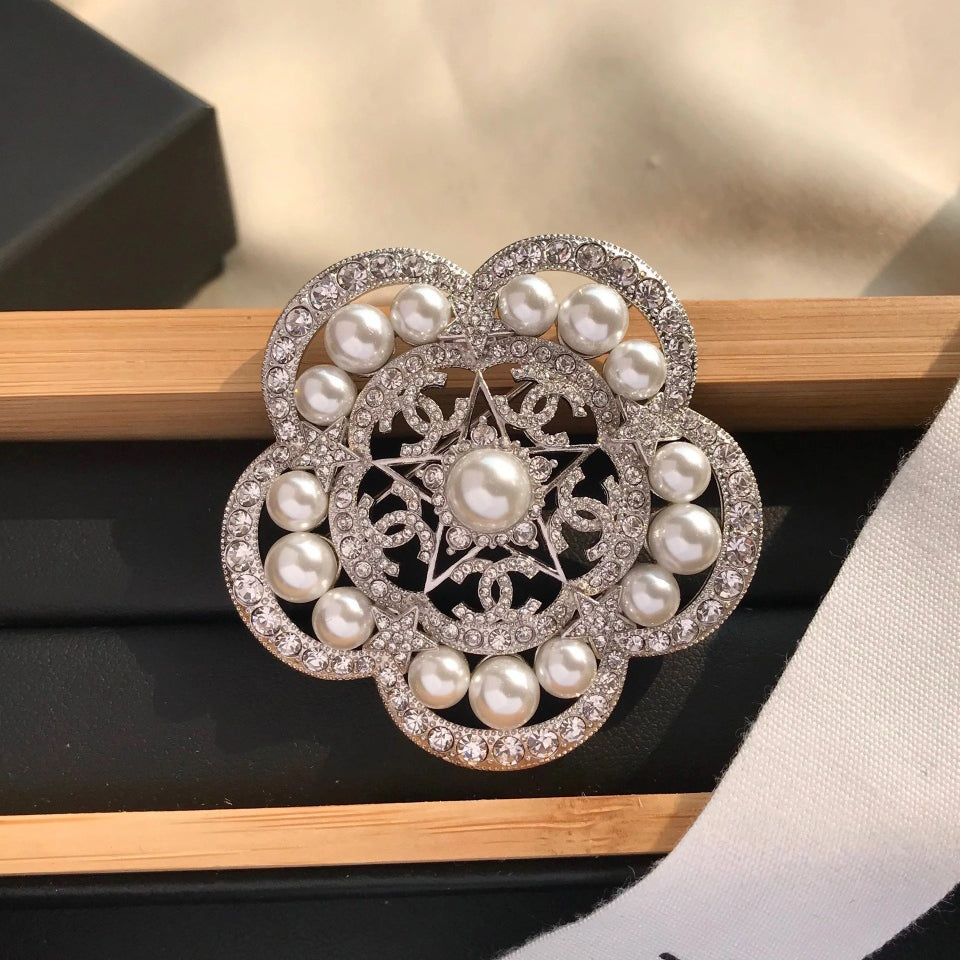 18K CC Camellia Pearls Brooch